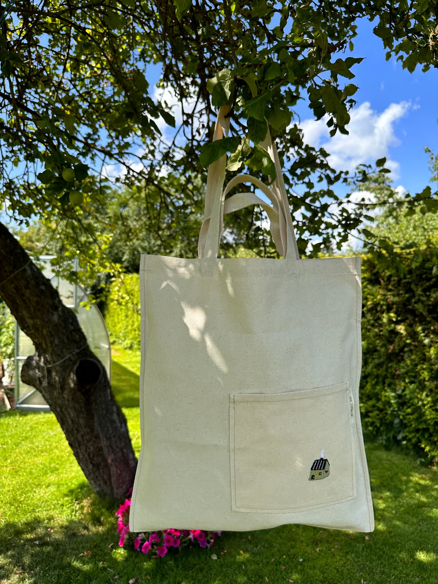 Essential Cotton Tote Bag with a Pocket no. 7