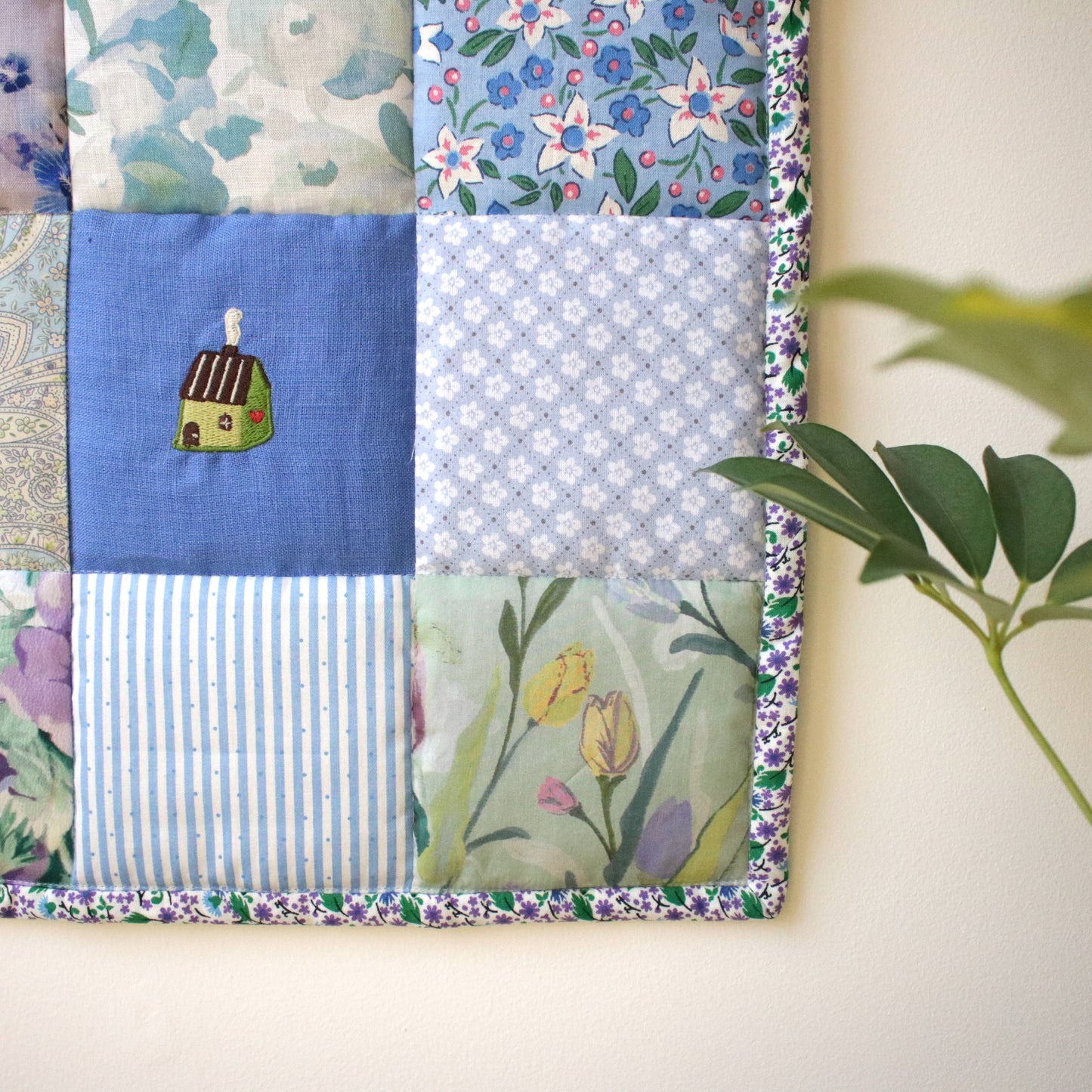 Patchwork Wall Hanging "Spring Breeze"