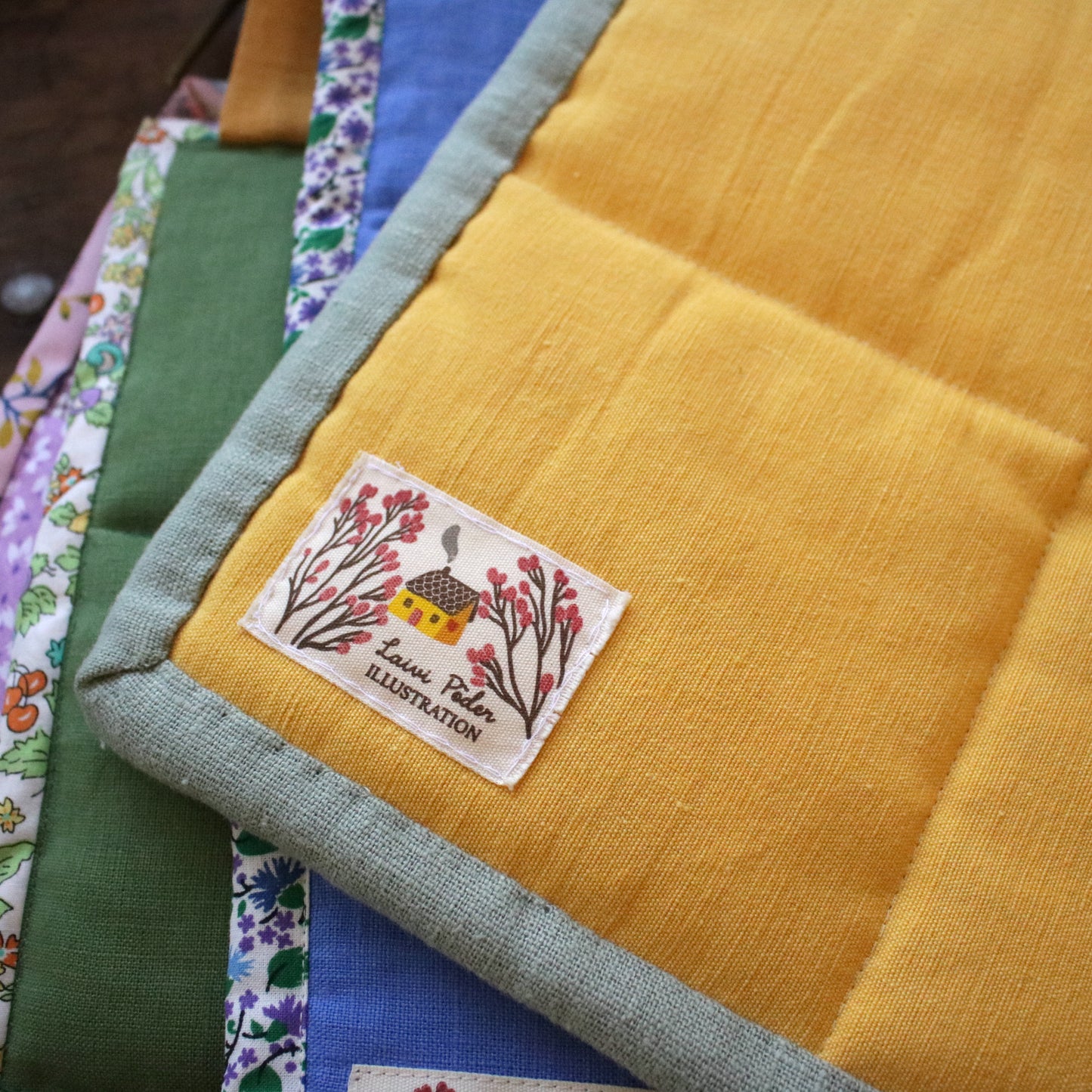 Patchwork Wall Hanging "Flower Fields"