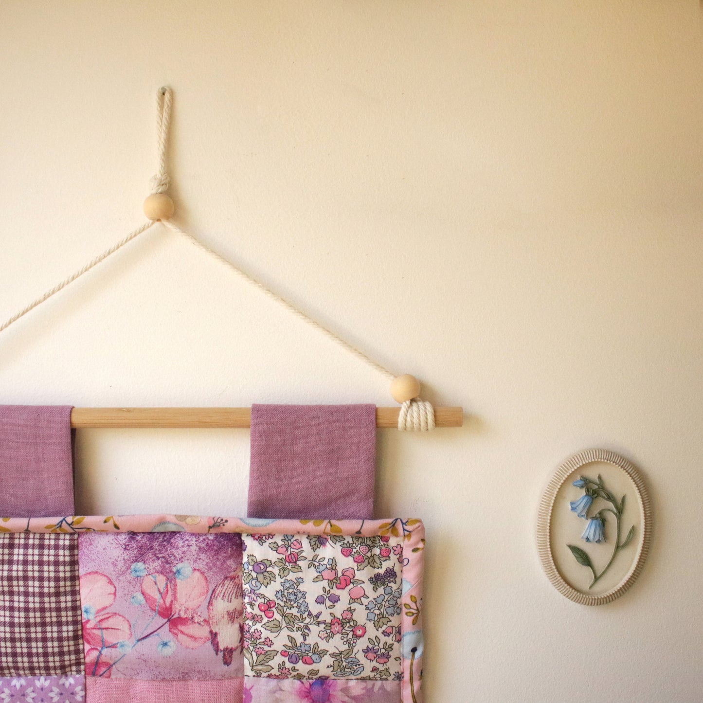 Patchwork Wall Hanging "Smell of Strawberries"