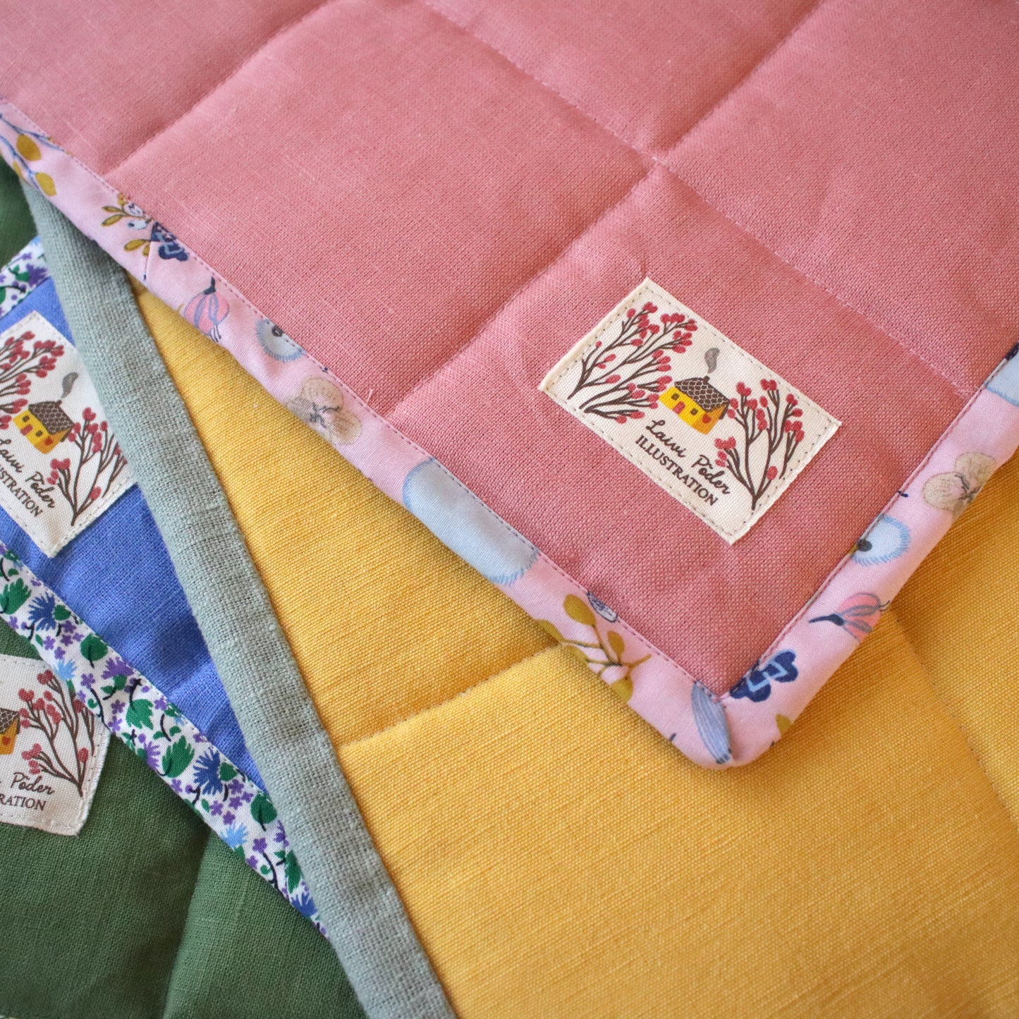 Patchwork Wall Hanging "Smell of Strawberries"