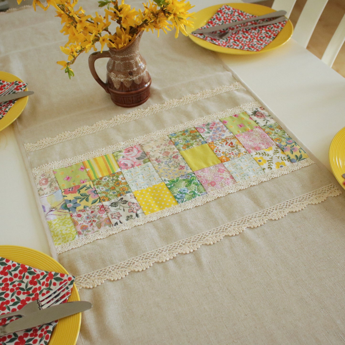 Linen Table Runner with Patchwork Detail "Daffodil Dream"