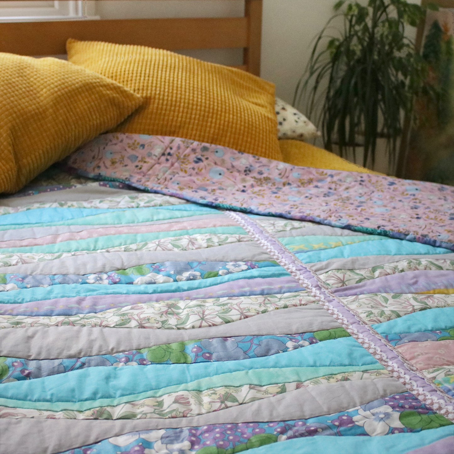 Heirloom Patchwork Blanket with an Embroidery "Gentle Spring Stream" L size