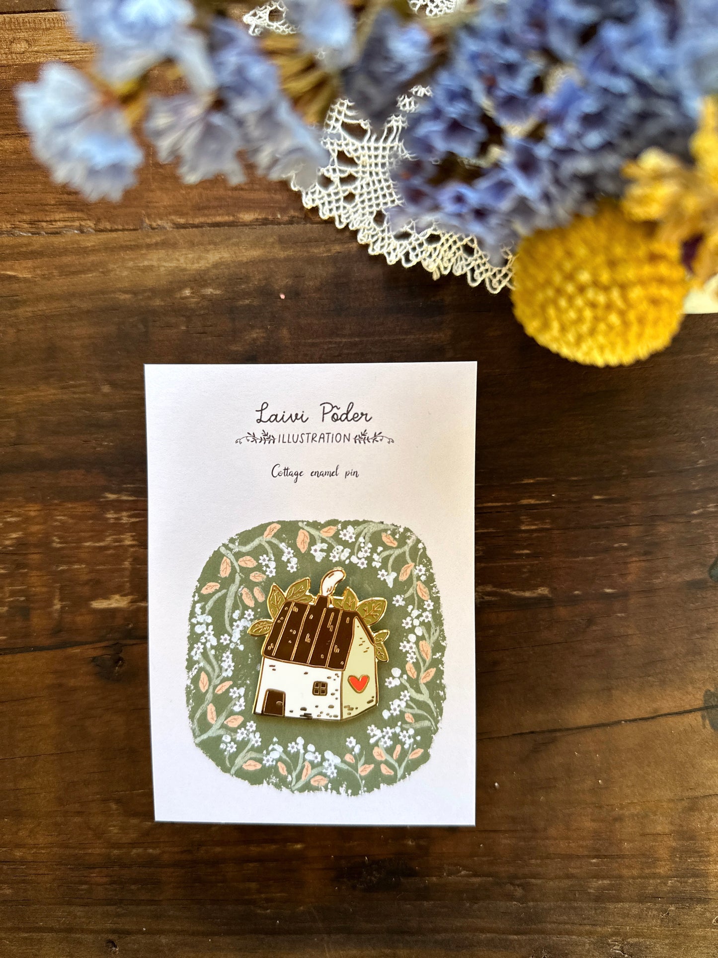 Enamel Pin "Cottage House"