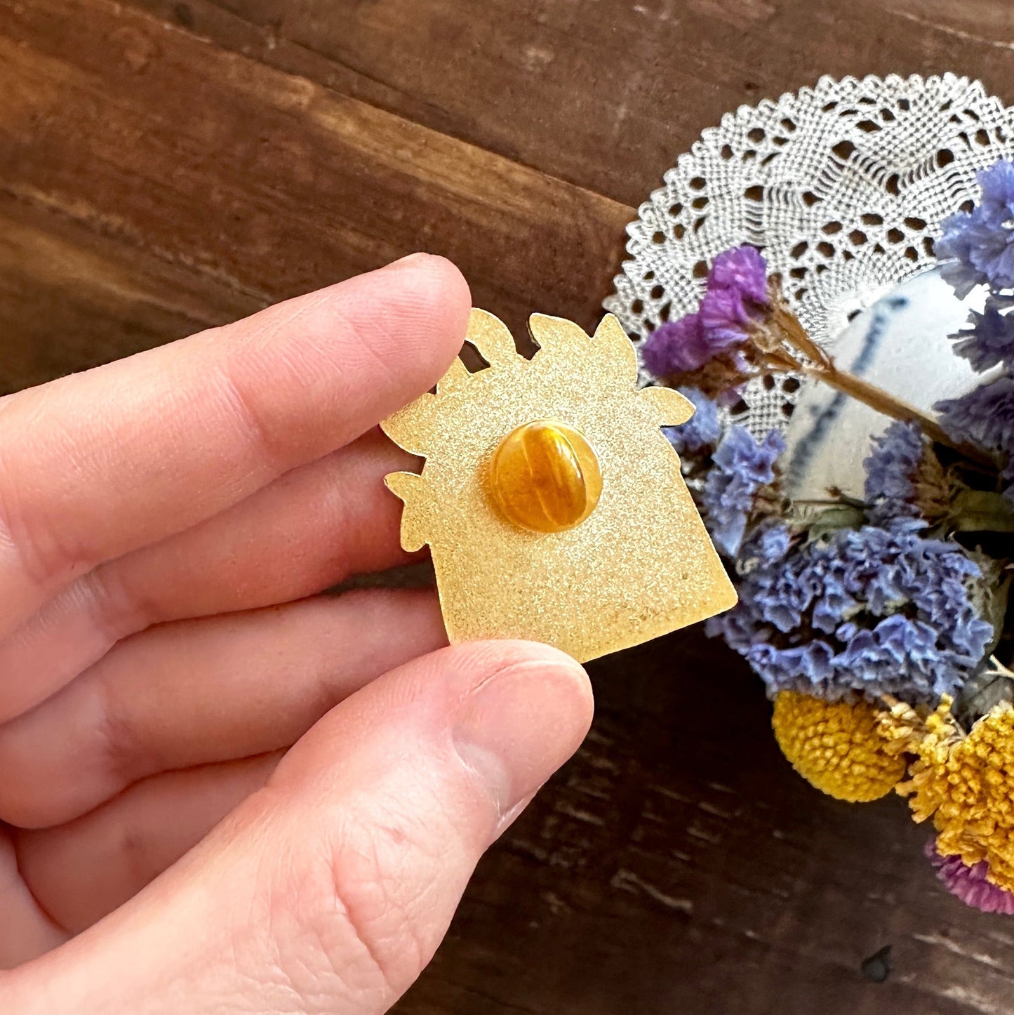 Enamel Pin "Cottage House"