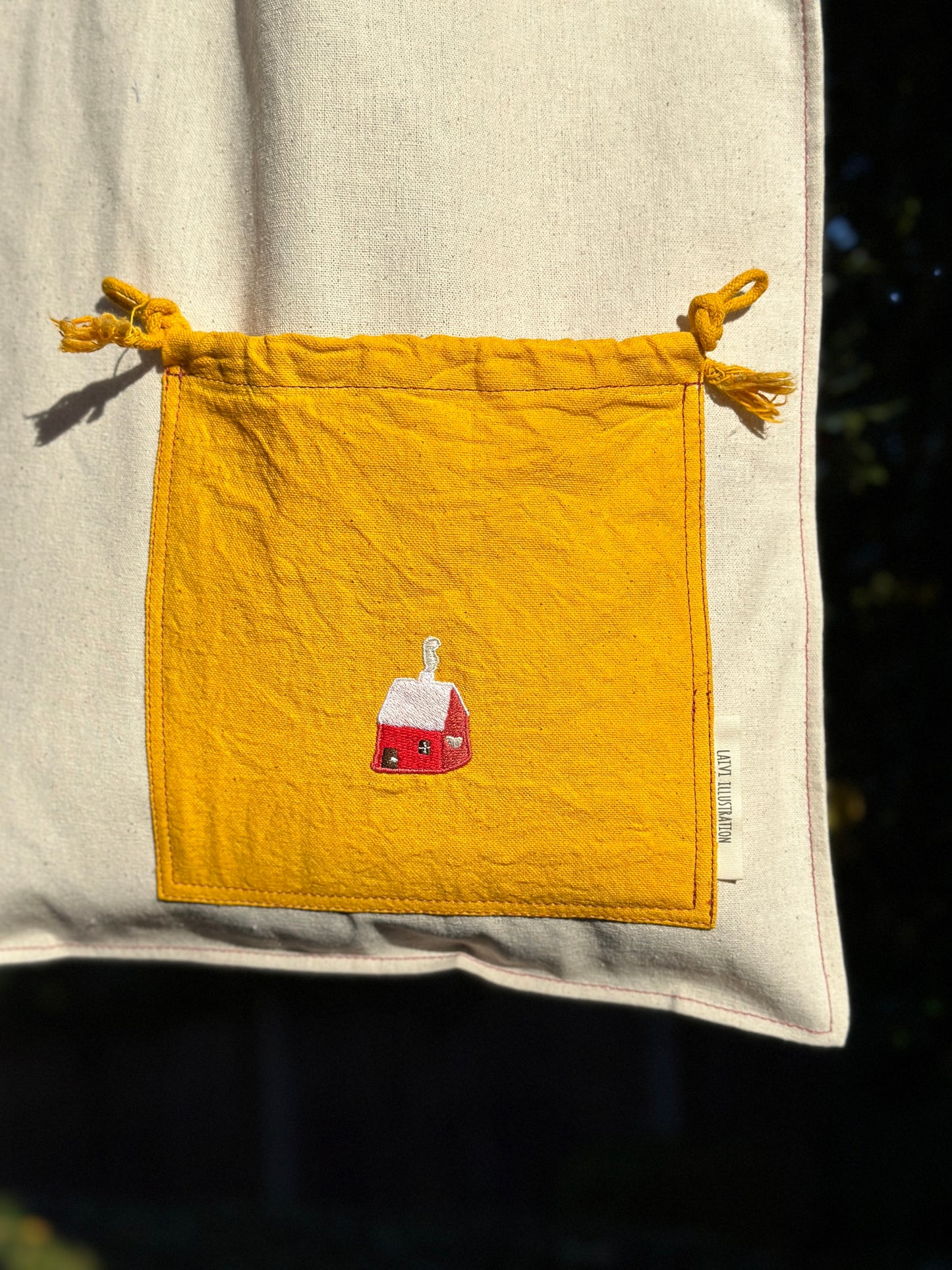 Essential Cotton Tote Bag with a Pocket Red House