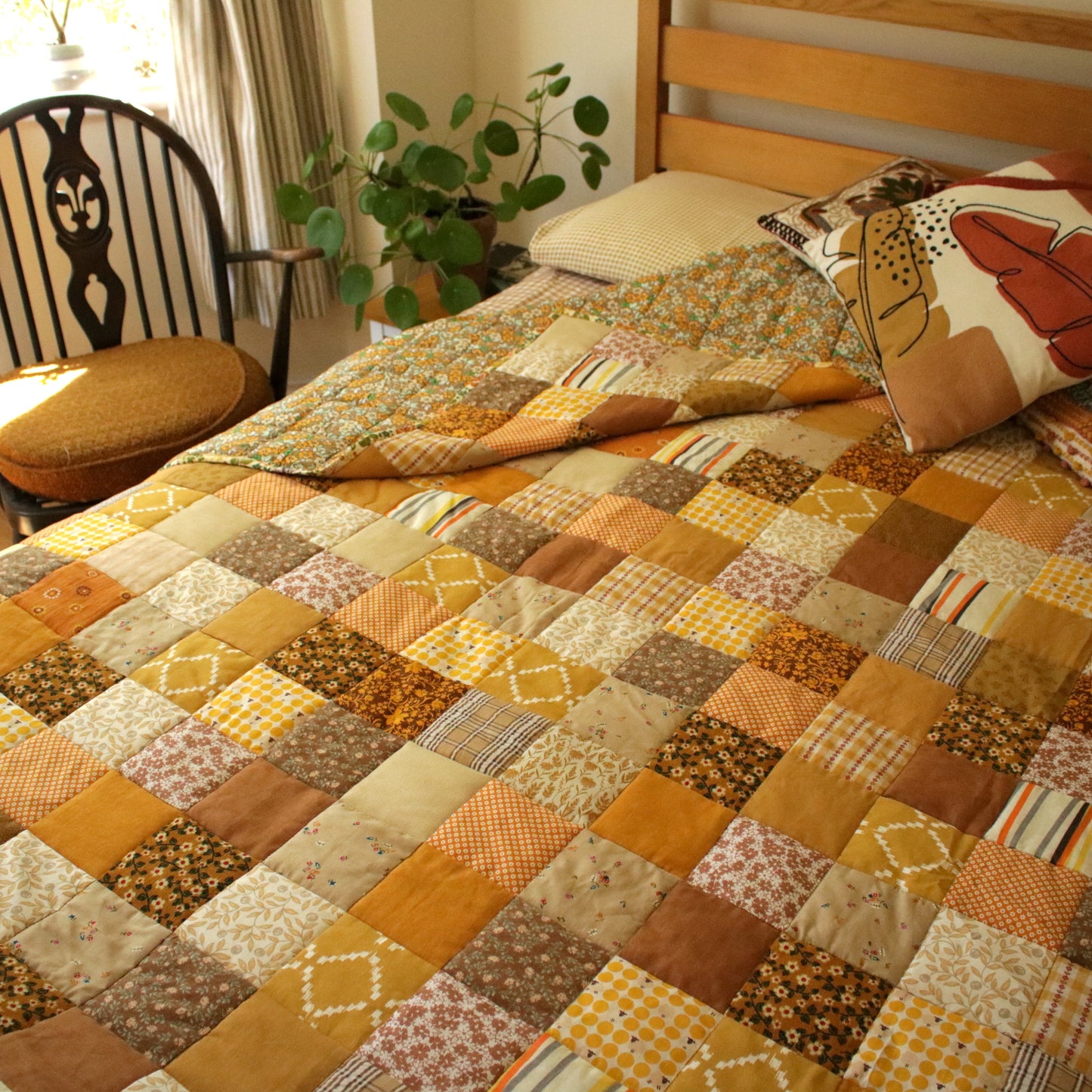 Heirloom Patchwork Blanket with an Embroidery "Helenium"
