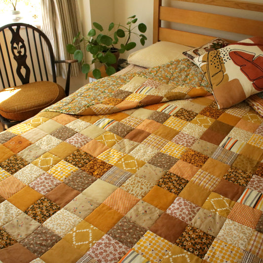 Heirloom Patchwork Blanket with an Embroidery "Helenium"