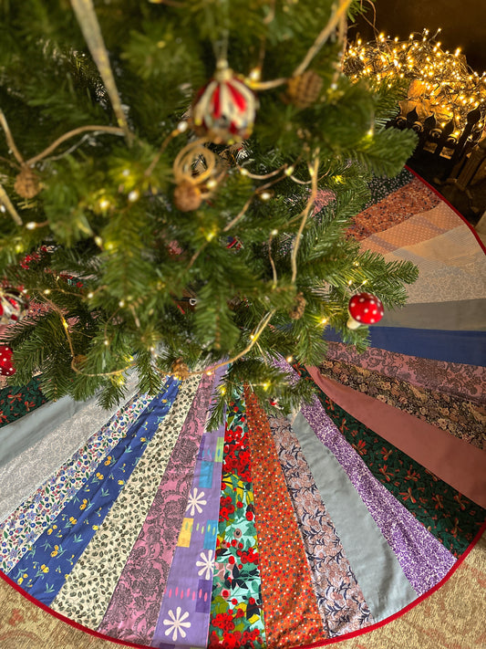 Heirloom Quilted Christmas Tree Skirt