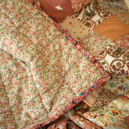 Heirloom Patchwork Blanket with an Embroidery "Anemone"