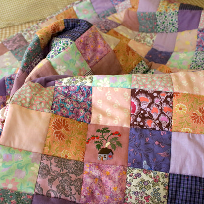 Heirloom Patchwork Blanket with an Embroidery "Hydrangea"