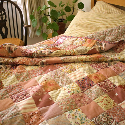 Heirloom Patchwork Blanket with an Embroidery "Anemone"