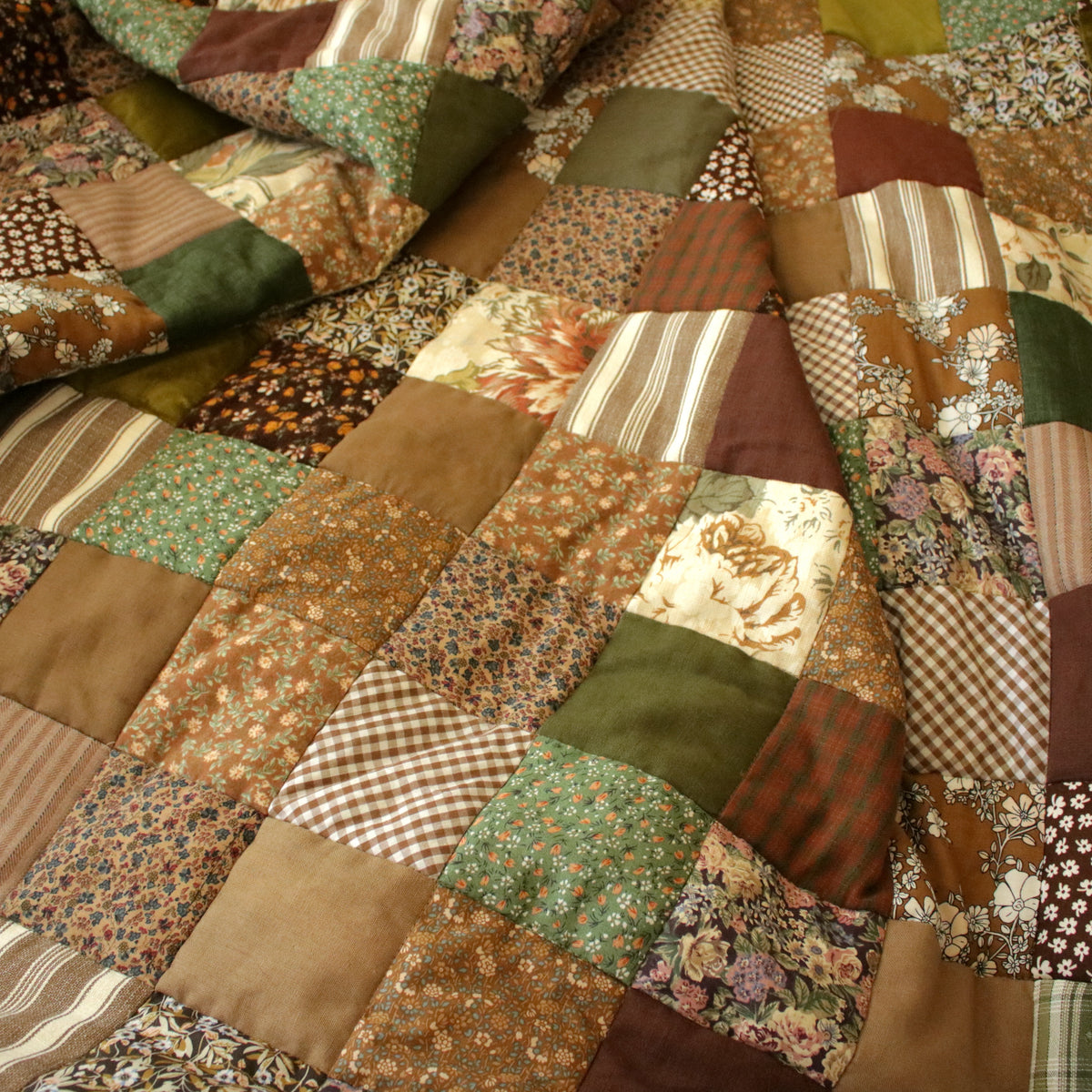 Heirloom Patchwork Blanket with an Embroidery "Oak Tree"