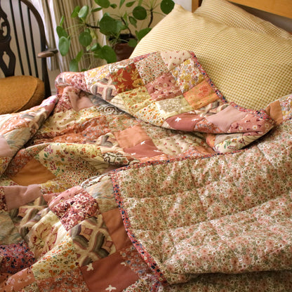 Heirloom Patchwork Blanket with an Embroidery "Anemone"