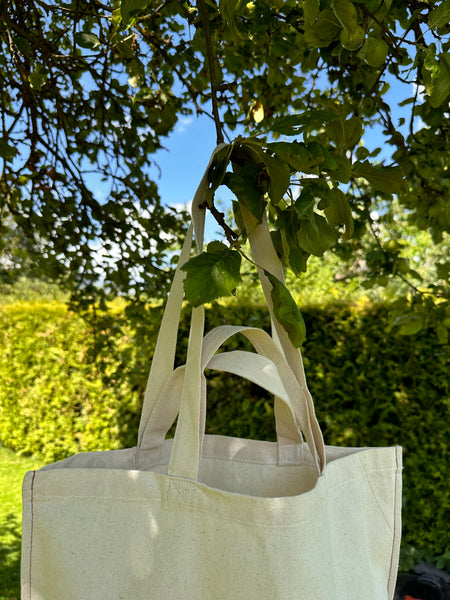 Essential Cotton Tote Bag with a Pocket no. 3