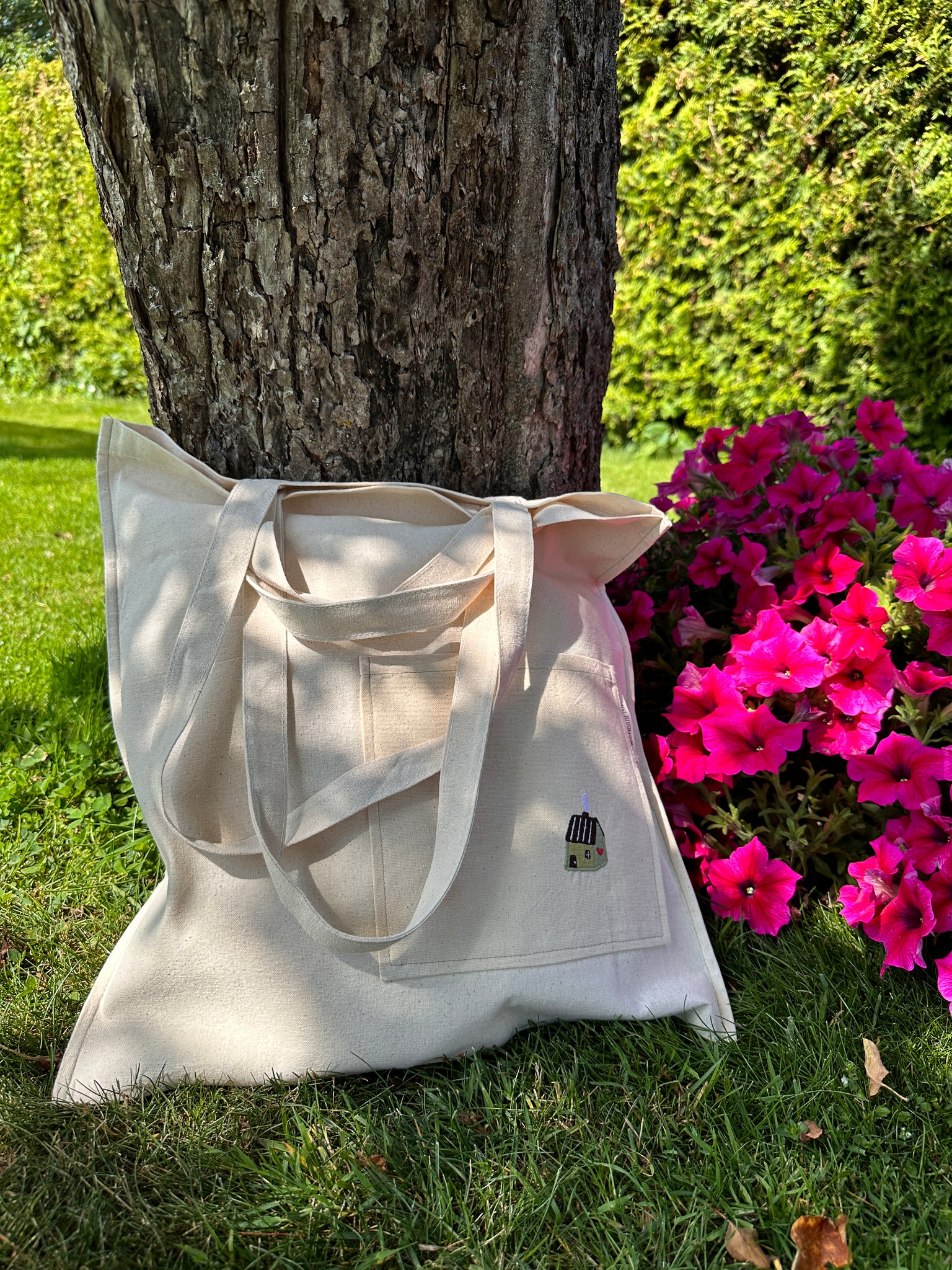 Essential Cotton Tote Bag with a Pocket no. 7