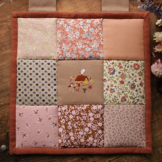 Patchwork Wall Hanging "Oakleaf Hydrangea"