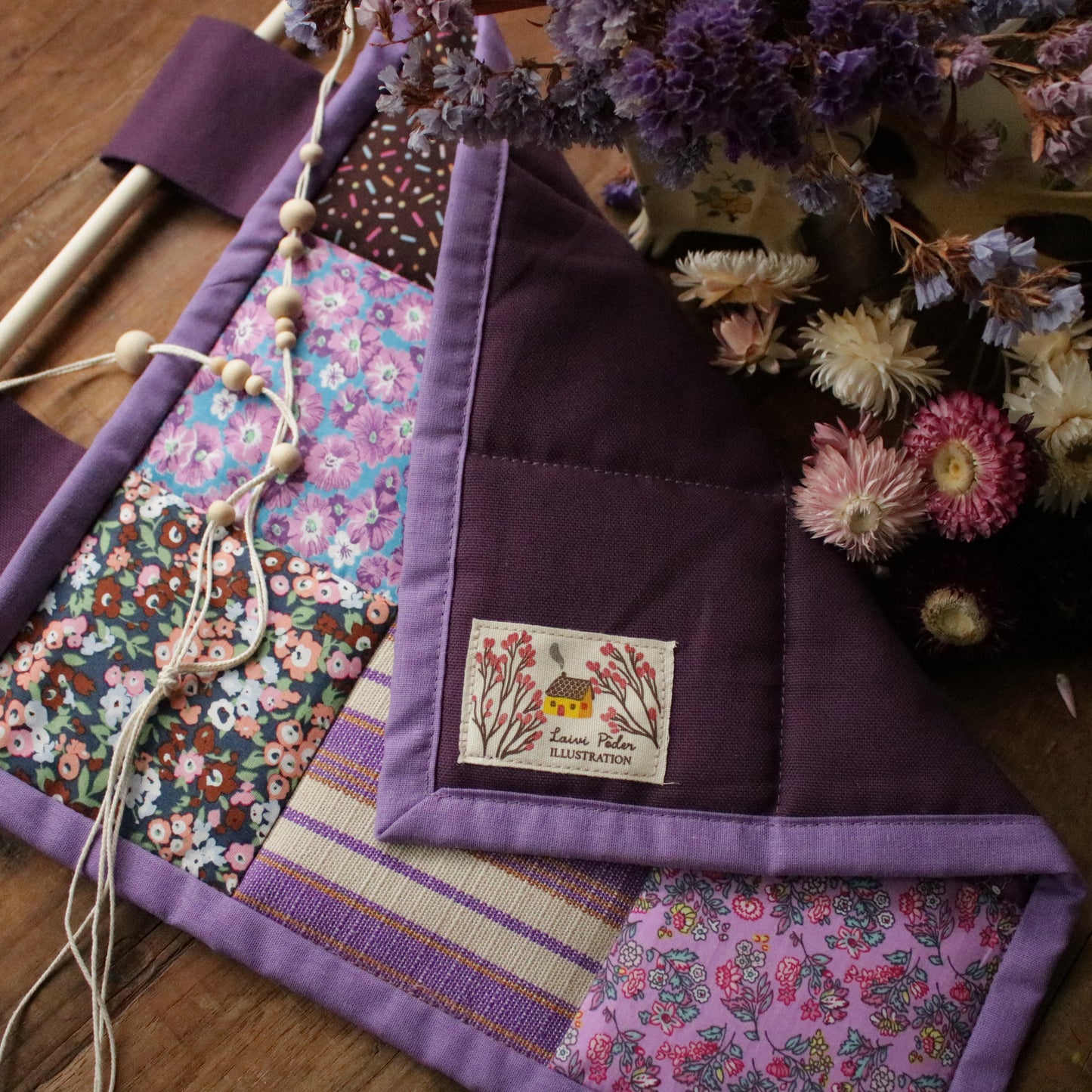 Patchwork Wall Hanging "Aster"