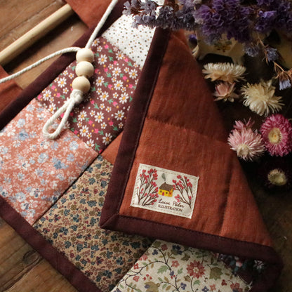 Patchwork Wall Hanging "Dahlia"