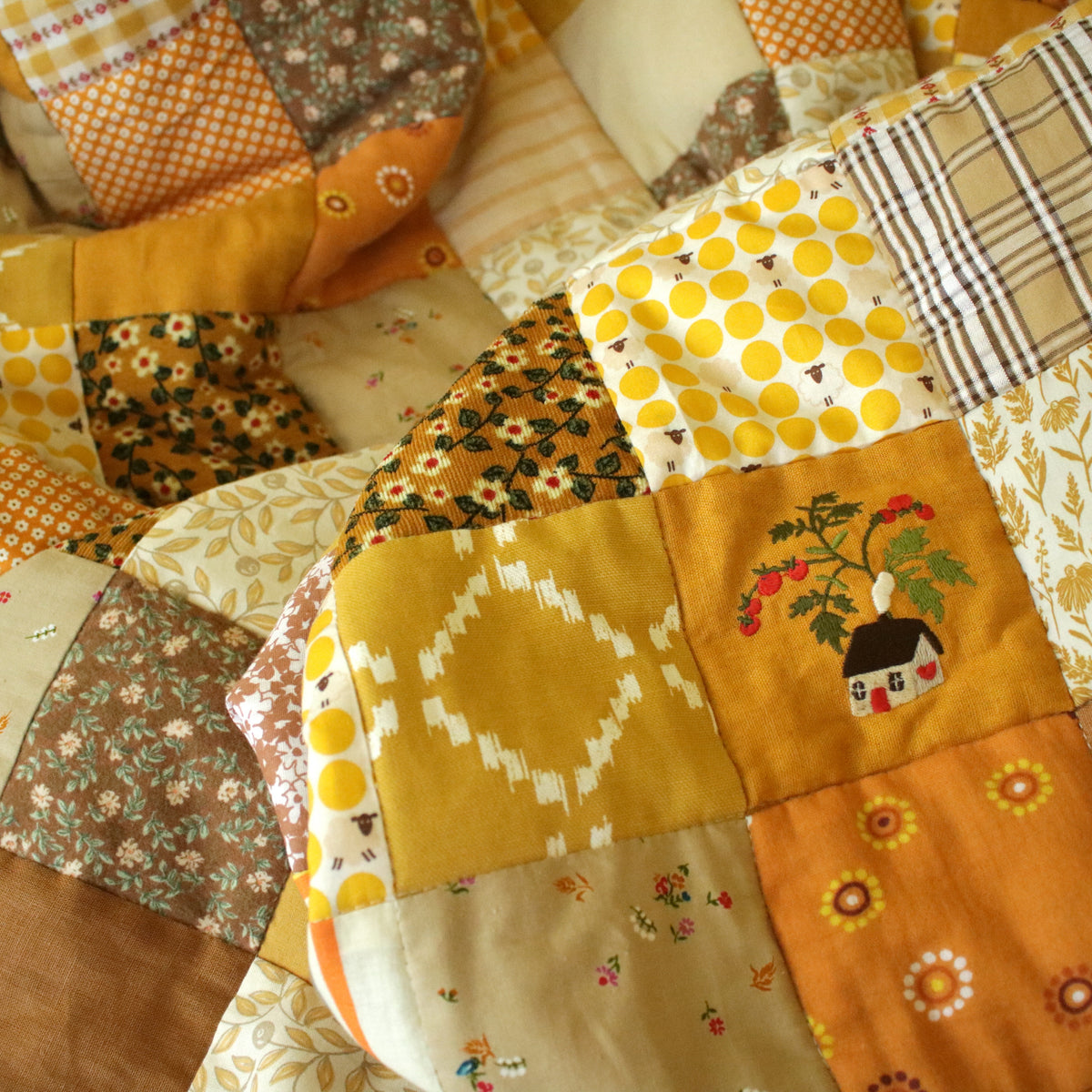 Heirloom Patchwork Blanket with an Embroidery "Helenium"