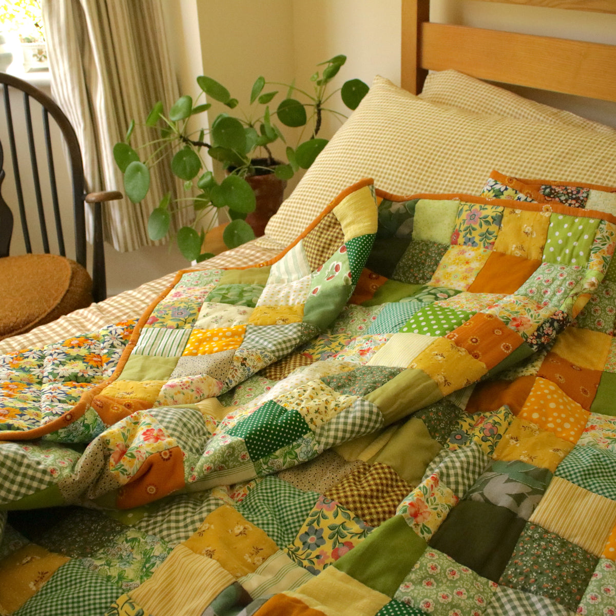 Heirloom Patchwork Blanket with an Embroidery "Pansy"