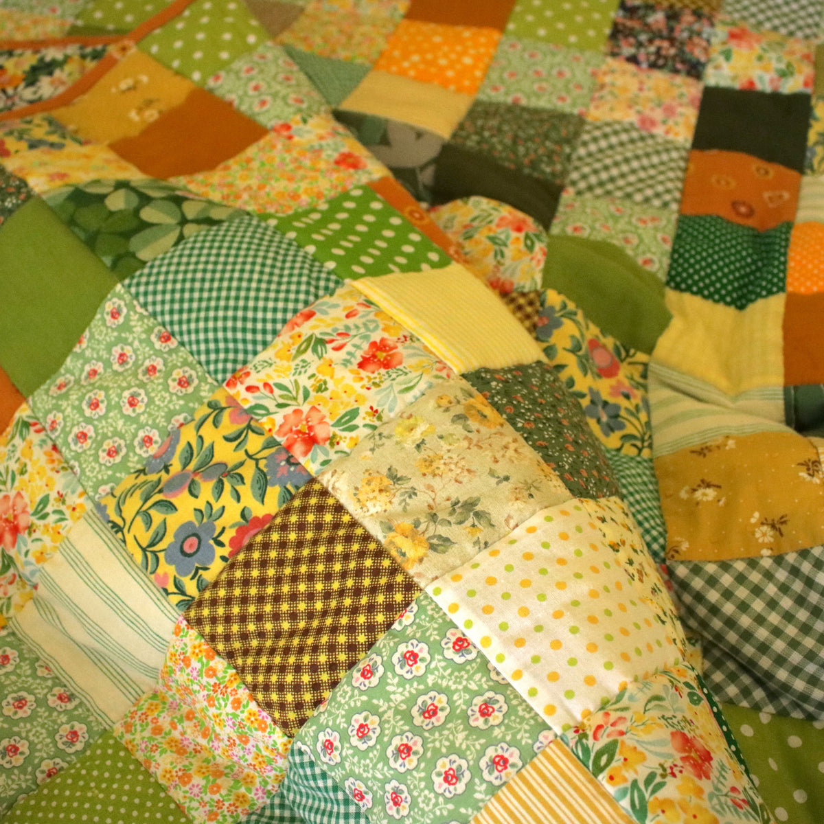Heirloom Patchwork Blanket with an Embroidery "Pansy"