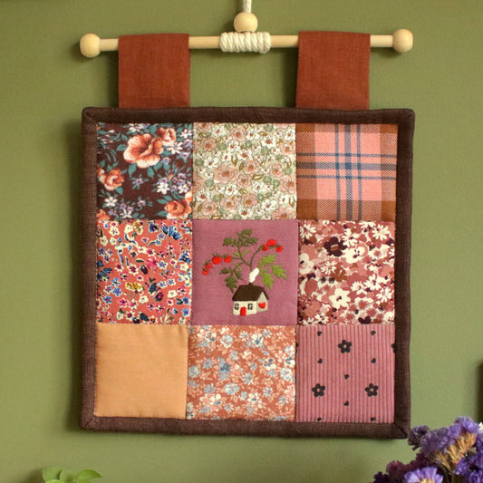 Patchwork Wall Hanging "Asters"