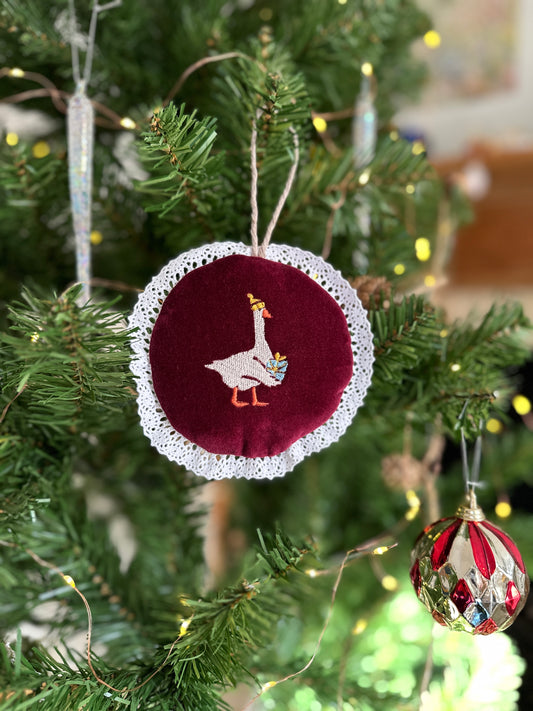 Seconds Christmas Decoration with an Embroidery