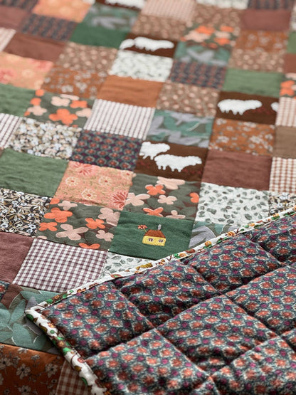 Heirloom Patchwork Blanket with an Embroidery "Countryside Garden"