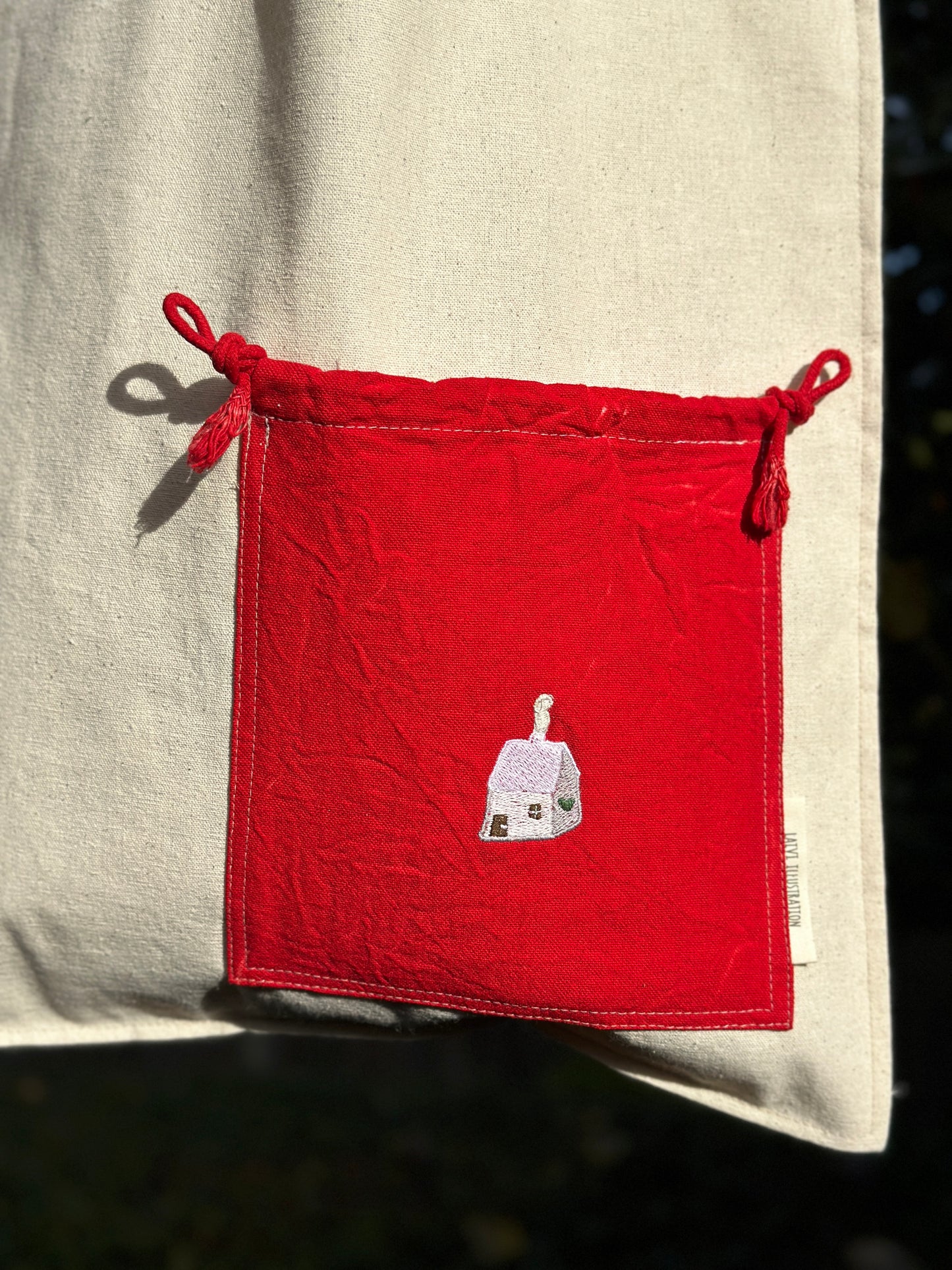 Essential Cotton Tote Bag with a Pocket White House